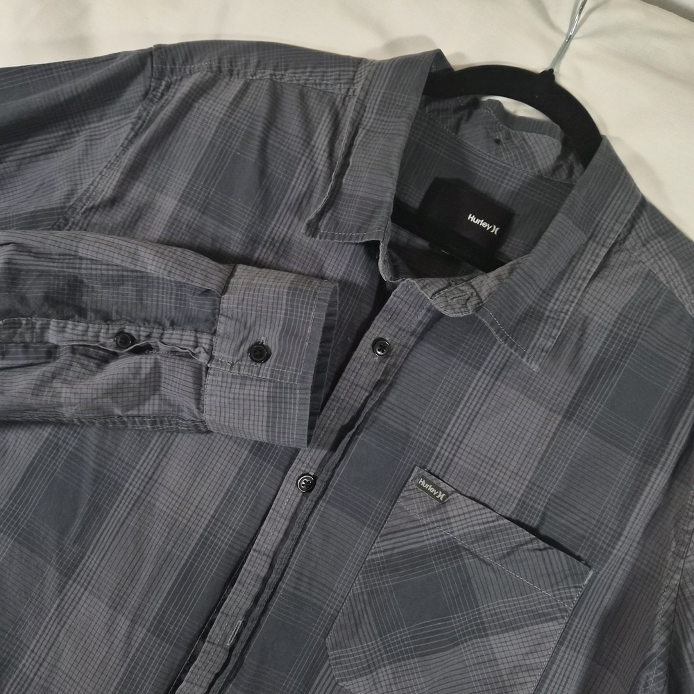 Hurley Plaid Button Up Shirt Mens XL Gray Long Sleeve Casual Skate Surf